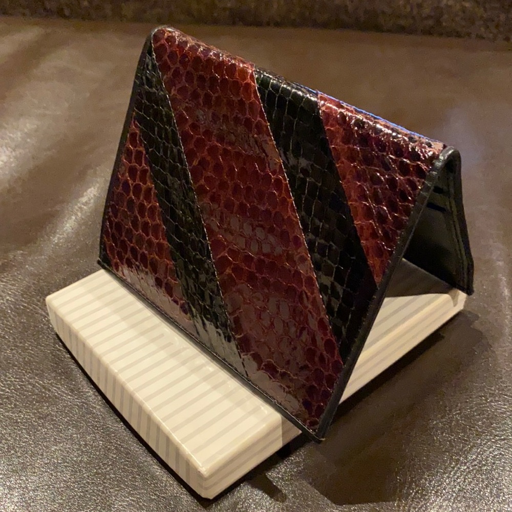 Geoffrey Beene Brown Leather Wallet -NWOT